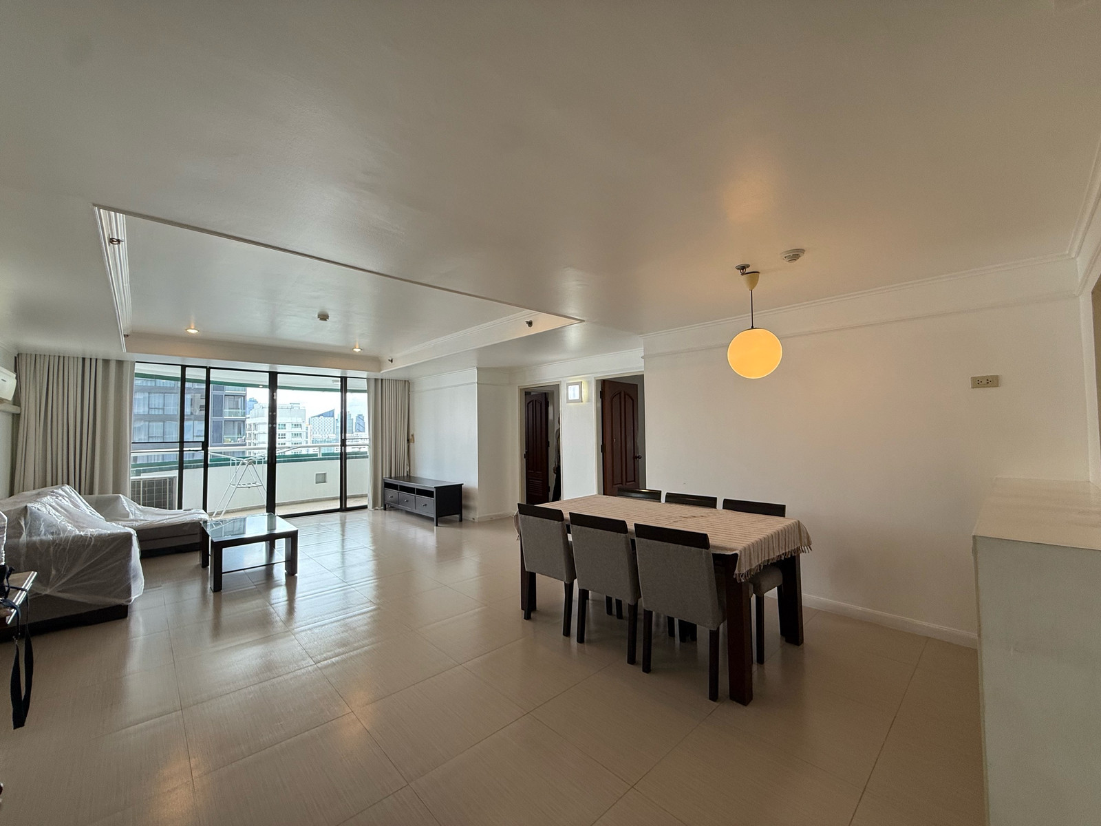 LAS COLINAS ConDo for Sale  คอนโดใกล้ BTS อโศก และ MRT สุขุมวิท เพียง 300เมตร  – รูปที่ 2