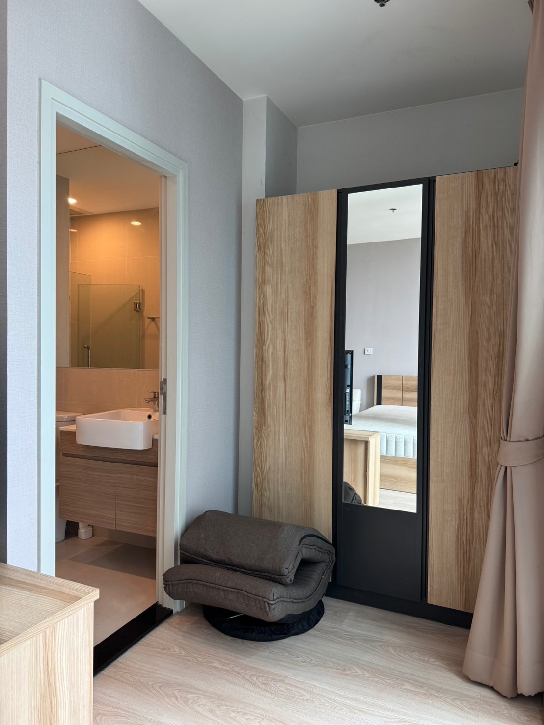 🔥 ขาย 🔥  โนเบิล รีวอลฟ์ รัชดา - Noble Revolve Ratchada / 1 ห้องนอน E211  – รูปที่ 3