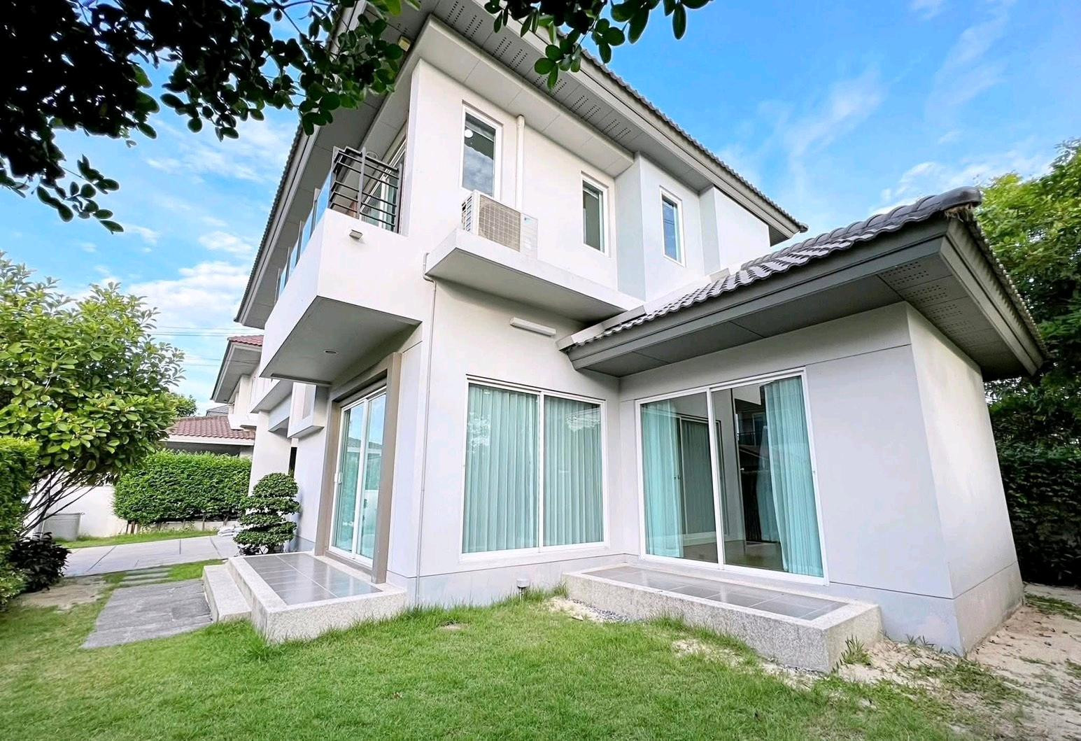 🏡✨ 𝗟𝗜𝗙𝗘 𝗕𝗔𝗡𝗚𝗞𝗢𝗞 𝗕𝗢𝗨𝗟𝗘𝗩𝗔𝗥𝗗 𝗥𝗔𝗡𝗚𝗦𝗜𝗧 | 𝟱 𝗕𝗘𝗗𝗥𝗢𝗢𝗠𝗦 | บ้านหลังมุม | Pet Friendly 🐶🐱 🏡✨ 𝗟𝗜𝗙𝗘 𝗕𝗔𝗡𝗚𝗞𝗢𝗞 𝗕𝗢𝗨𝗟𝗘𝗩𝗔𝗥𝗗 𝗥𝗔𝗡𝗚𝗦𝗜𝗧 | 𝟱 𝗕𝗘𝗗𝗥𝗢𝗢𝗠𝗦 | บ้านหลังมุม | Pet Friendly 🐶🐱