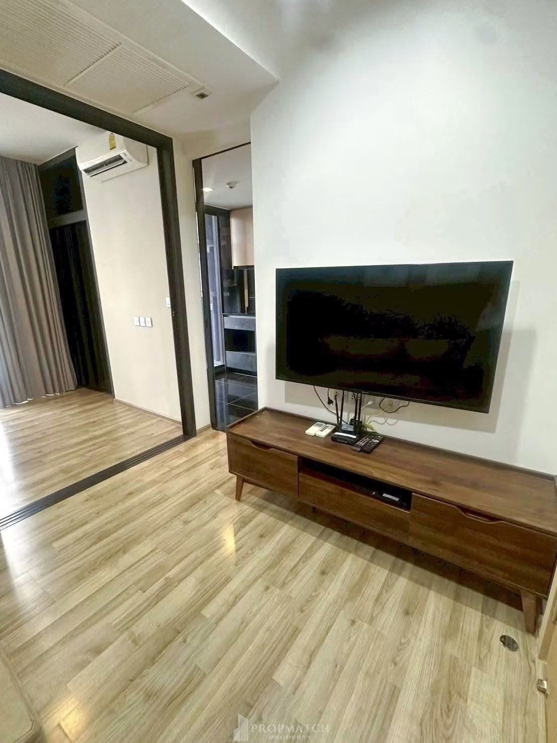 ✨Flash Deal ✨ The Line Jatujak - Mochit ( 1Bed 1Bath 26.35SQM.) ready to move in ! Only 3,500,000 baht Tel.0981315848 @propmatch ✨Flash Deal ✨ The Line Jatujak - Mochit ( 1Bed 1Bath 26.35SQM.) ready to move in ! Only 3,500,000 baht Tel.0981315848 @propmatch