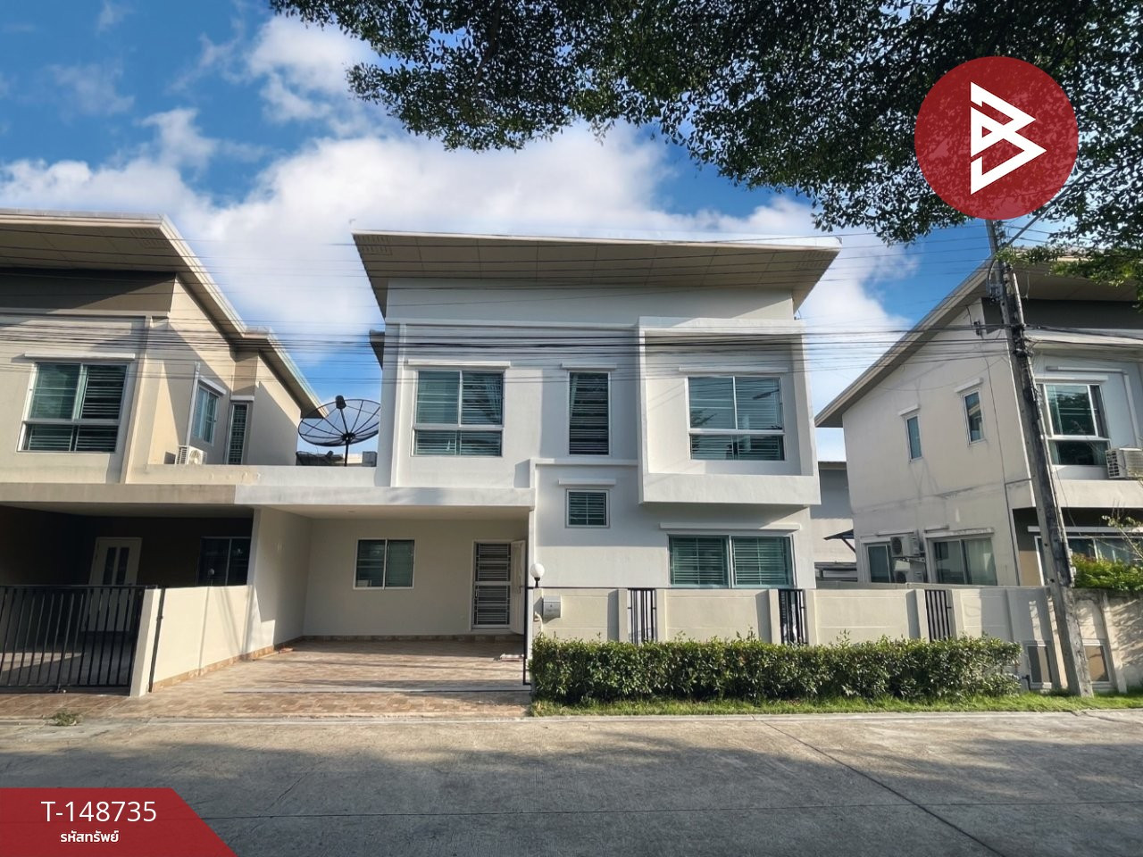 ขายบ้านแฝด หมู่บ้านคาซ่าแกรนด์ ศรีราชา (Casa Grand Sriracha) ชลบุรี ขายบ้านแฝด หมู่บ้านคาซ่าแกรนด์ ศรีราชา (Casa Grand Sriracha) ชลบุรี