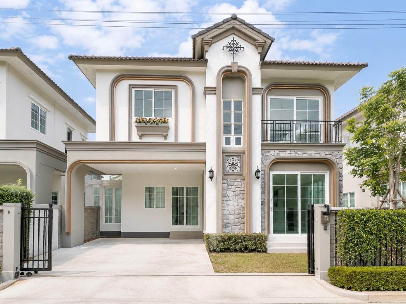 Twin house, 2-story detached house style, Grandio Bangna Km. 5