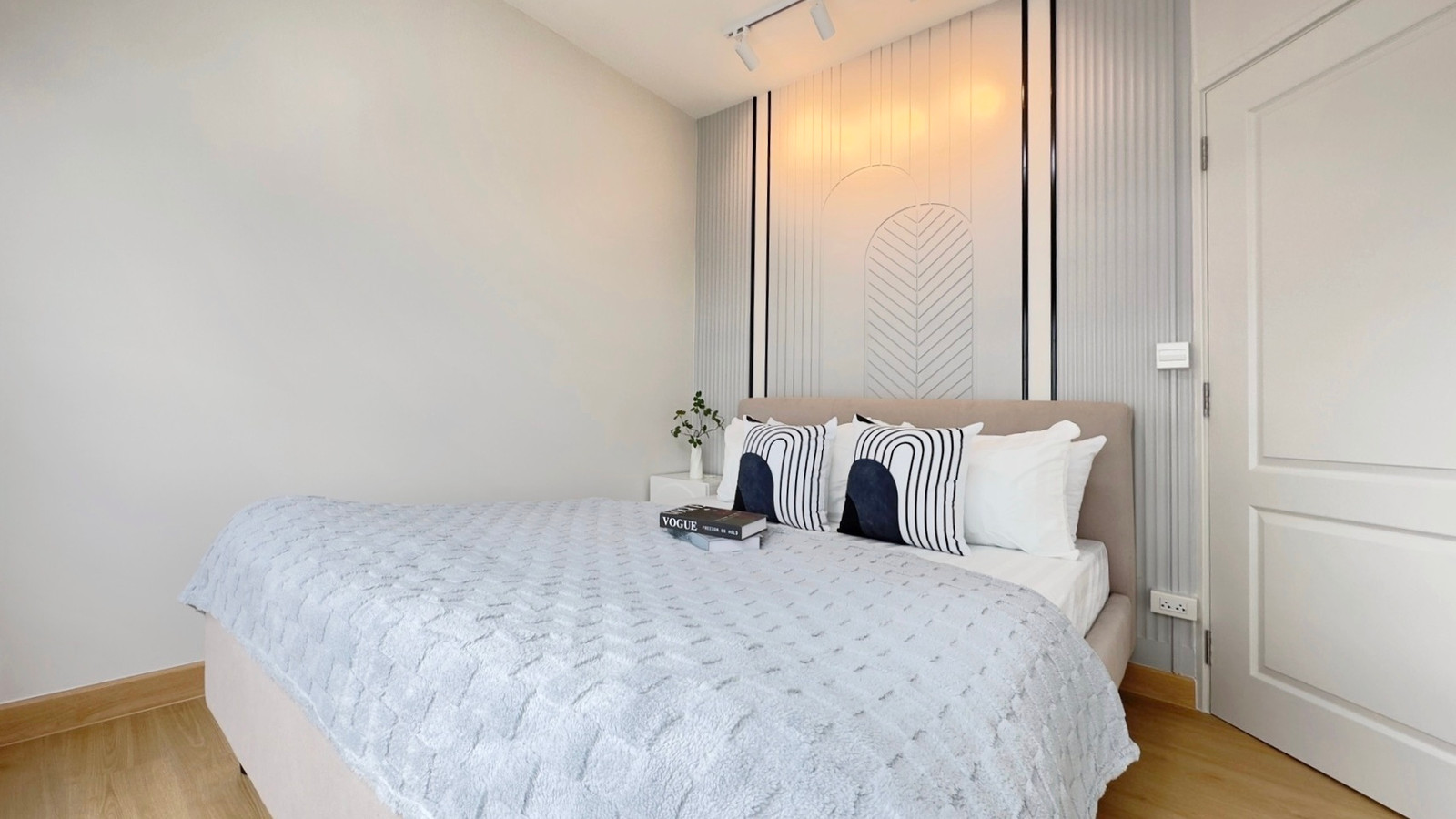 🎊🏙️ คอนโดห้องใหญ่ ใจกลางรัชดา ราคาไม่ถึง 2 ล้าน! <<  624 Condolette รัชดา 36 >> เดินทางสะดวก ติดถนนใหญ่ ใกล้รถไฟฟ้า 🚆✨ – รูปที่ 3