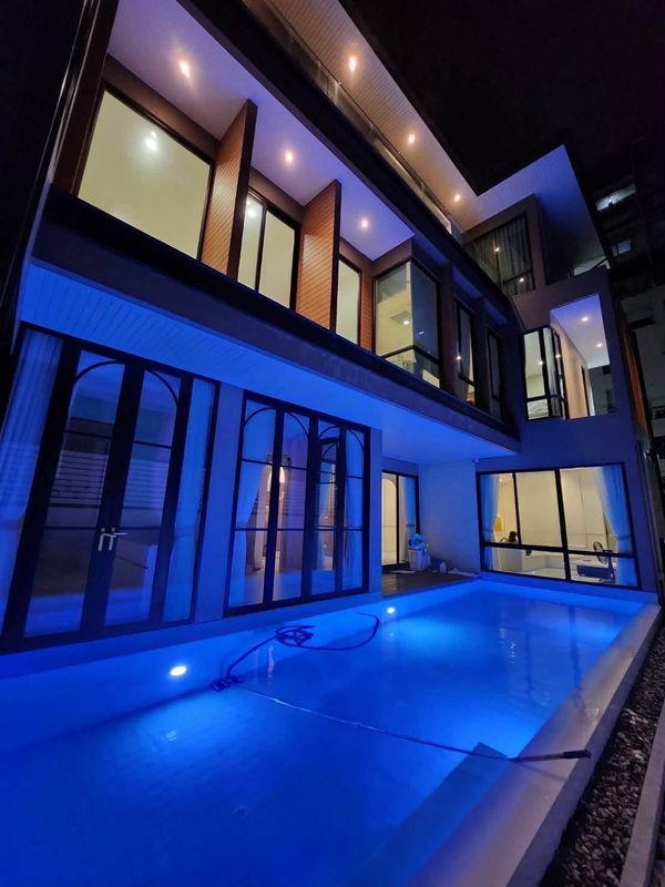 🔥🔥Code 30630🔥🔥 ให้เช่า บ้านเดี่ยว 3 ชั้น ซอยอินทามะระ แยก 1 สุทธิสาร 🌐LINE ID : @fastforrentcondo 