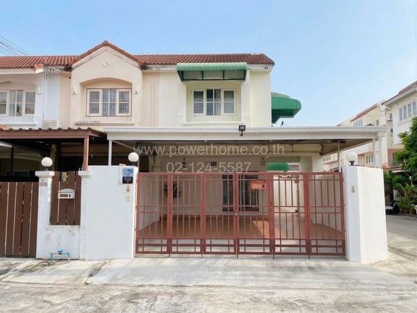 2-story townhouse, Nanthana Garden Village, Rangsit, Rangsit-Pathum Thani Road, good location, near Poonsap Market.