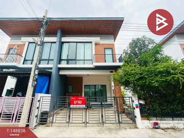 Semi-detached house for sale, Suksamran Village, Canal Pracha Uthit 90, Phra Samut Chedi, Samut Prakan.
