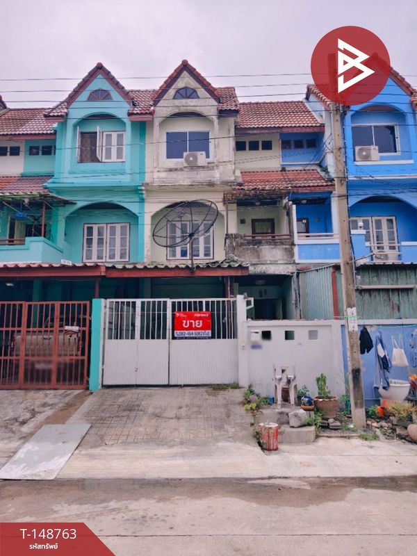 Townhouse for sale fortress village Phra Samut Chedi, Samut Prakan
