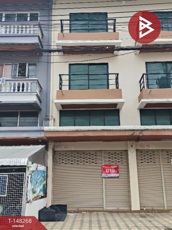 Commercial building for sale, 3 and a half floors, area 16 sq m, Bang Bua Thong, Nonthaburi.