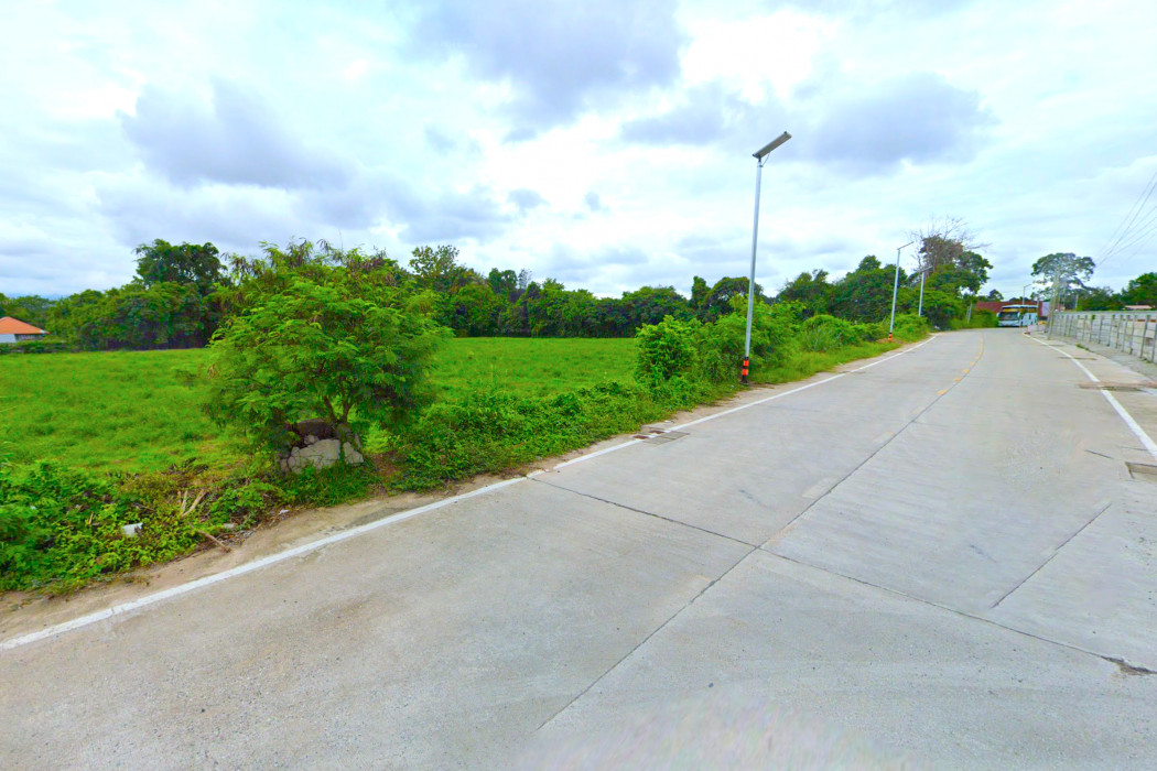 ขาย ที่ดิน ใกล้อ่างเก็บน้ำบางพระ ศรีราชา9 ไร่กว่า ใกล้ถนนสุขุมวิทเพียง 5.4 กม. DD
