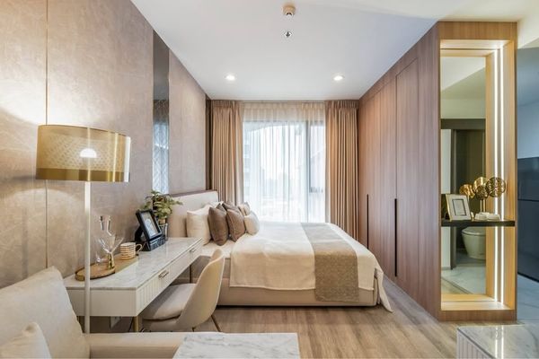 For rent IDEO Mobi Asoke, price 22,000 baht, near BTS Asoke.