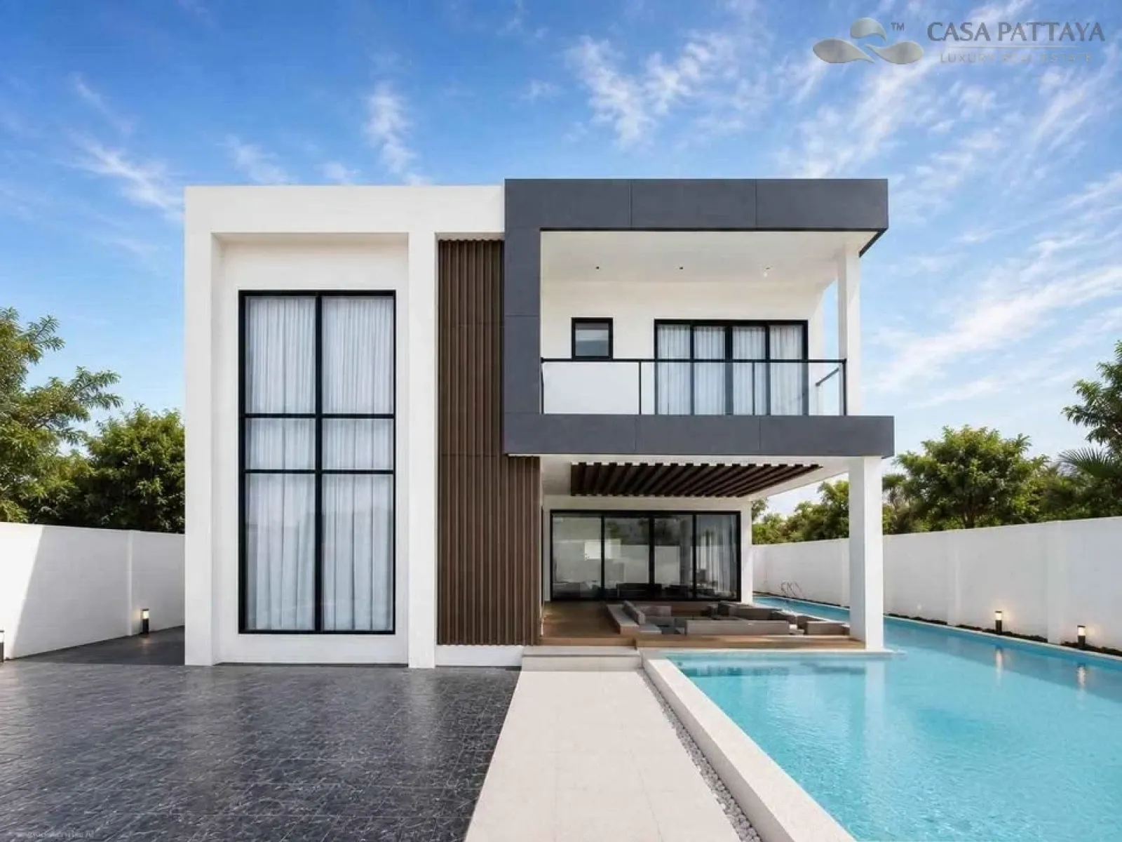 Prime Location Pool Villa for Sale in Soi Thung Klom - Tan Man 6