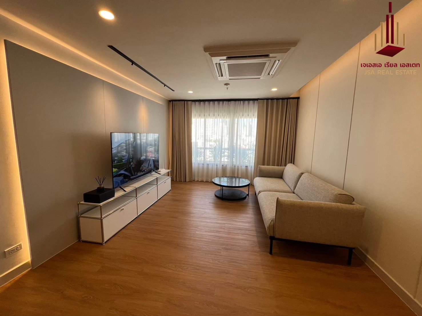 ✨ For Sale : Baan Ploenchit Condo ✨ 💰 Only 16,900,000 THB ✨ For Sale : Baan Ploenchit Condo ✨ 💰 Only 16,900,000 THB