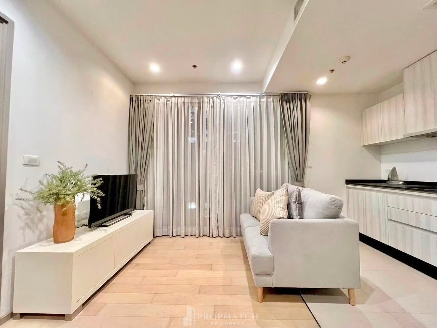 ✨Flash Deal ✨HQ Thonglor ( 1Bed 1Bath 43.56SQM.) พร้อมอยู่ ! เพียง 9,170,000 บาท Tel.0981315848 @propmatch 