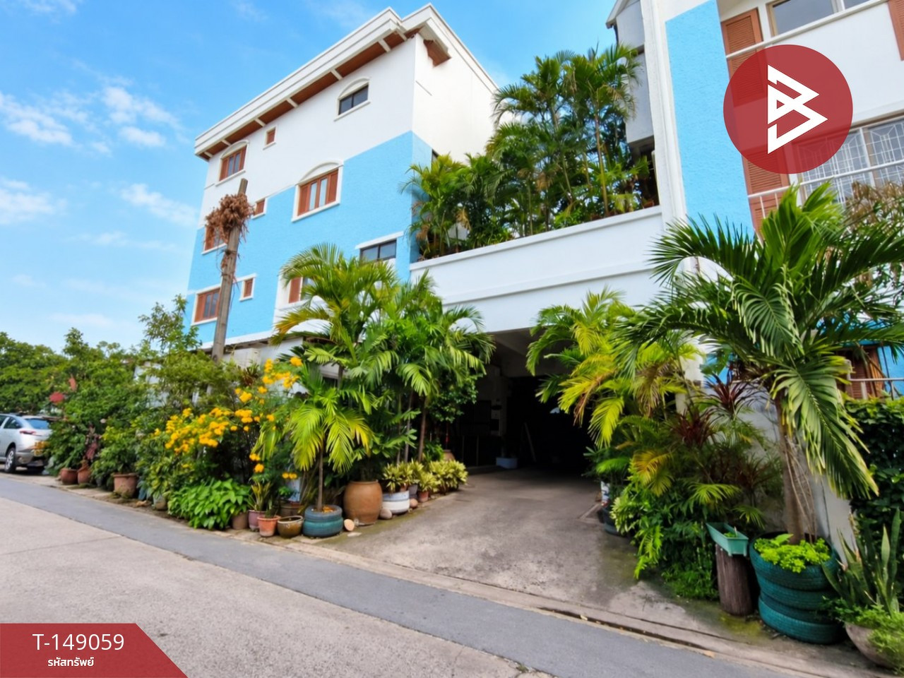 4-story townhouse for sale, Patchara House Village, Prachachuen, Bangkok. 4-story townhouse for sale, Patchara House Village, Prachachuen, Bangkok.