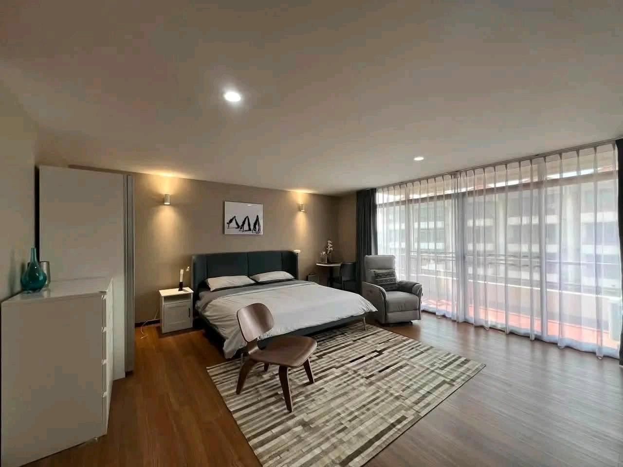 ✨ ทาวน์เฮ้าส์ 5 ชั้น พื้นที่ใหญ่ถึง 400 ตร.ม. — เหมาะทั้งอยู่อาศัยและทำ Home Office ในทำเลพัฒนาการ เดินทางเข้าเมืองสะดวก – รูปที่ 4