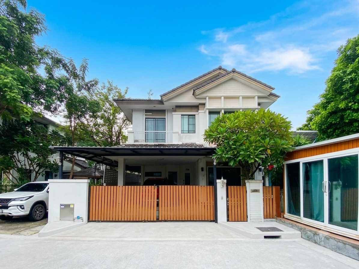 For sale/rent single house, Manthana Lake Watcharapol (87 sq m.), 6 bedrooms, 3 bathrooms, ready to move in, near the expressway. For sale/rent single house, Manthana Lake Watcharapol (87 sq m.), 6 bedrooms, 3 bathrooms, ready to move in, near the expressway.