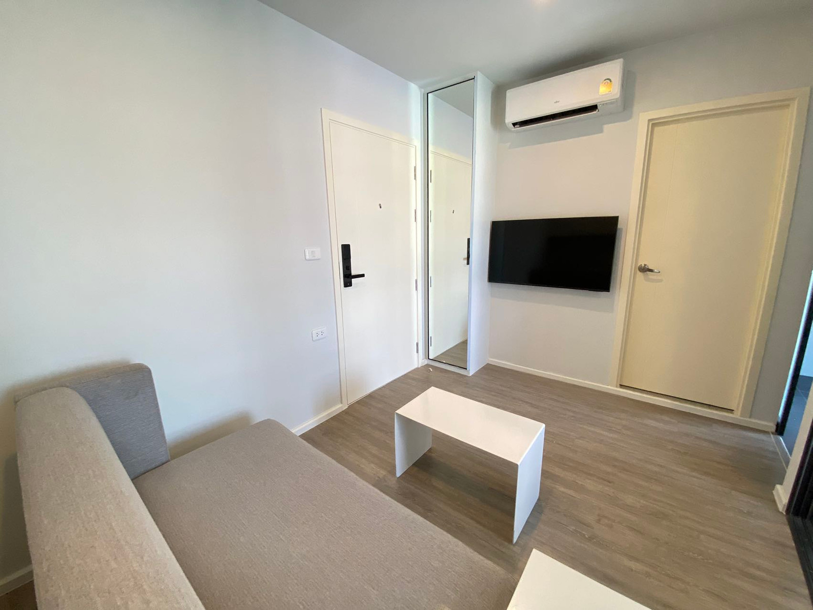 For Rent!!! | Blue Sukhumvit 89 | Beautiful Ready-to-Move-In Modern Condominium in a Convenient Location, Just Minutes from BTS Bang Chak Station ✨ – รูปที่ 3