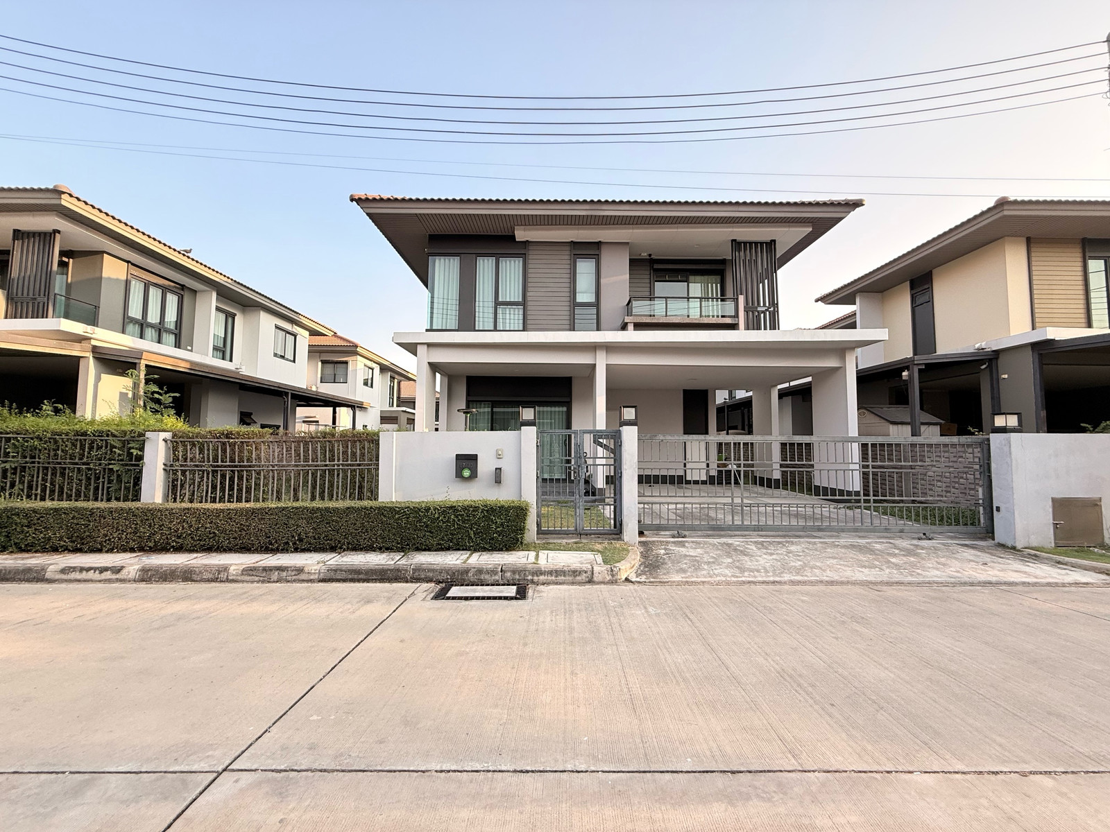 บ้านเดี่ยว เศรษฐสิริ วงแหวน-ลำลูกกา ถนนลำลูกกา ปทุมธานี บรรยากาศดีมาก