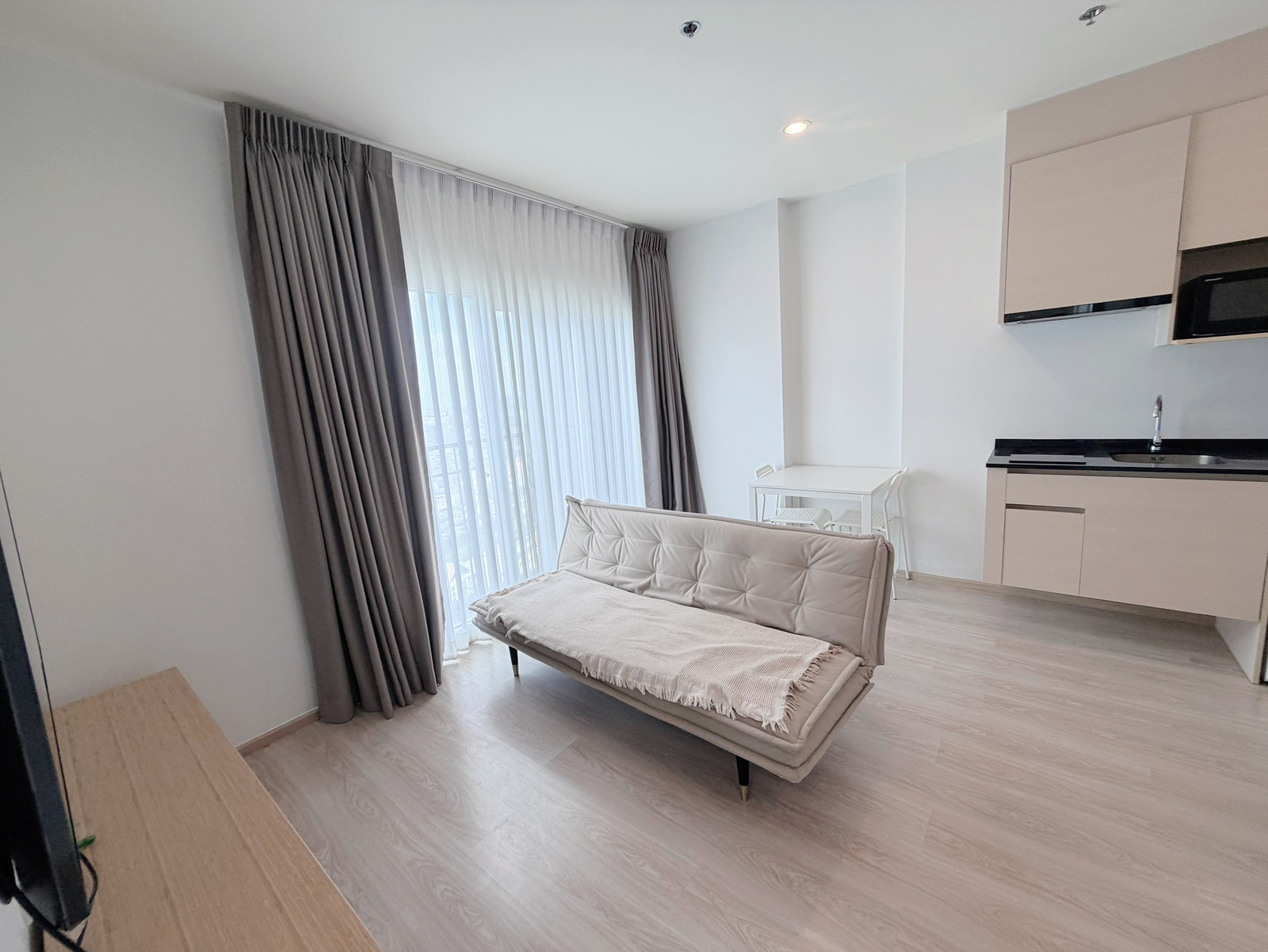 RENT !! Noble Revolve Ratchada, MRT Thailand Cultural Centre, 2 Beds, Tower 1, Floor 37, 54sq.m., 26,000 Baht – รูปที่ 2