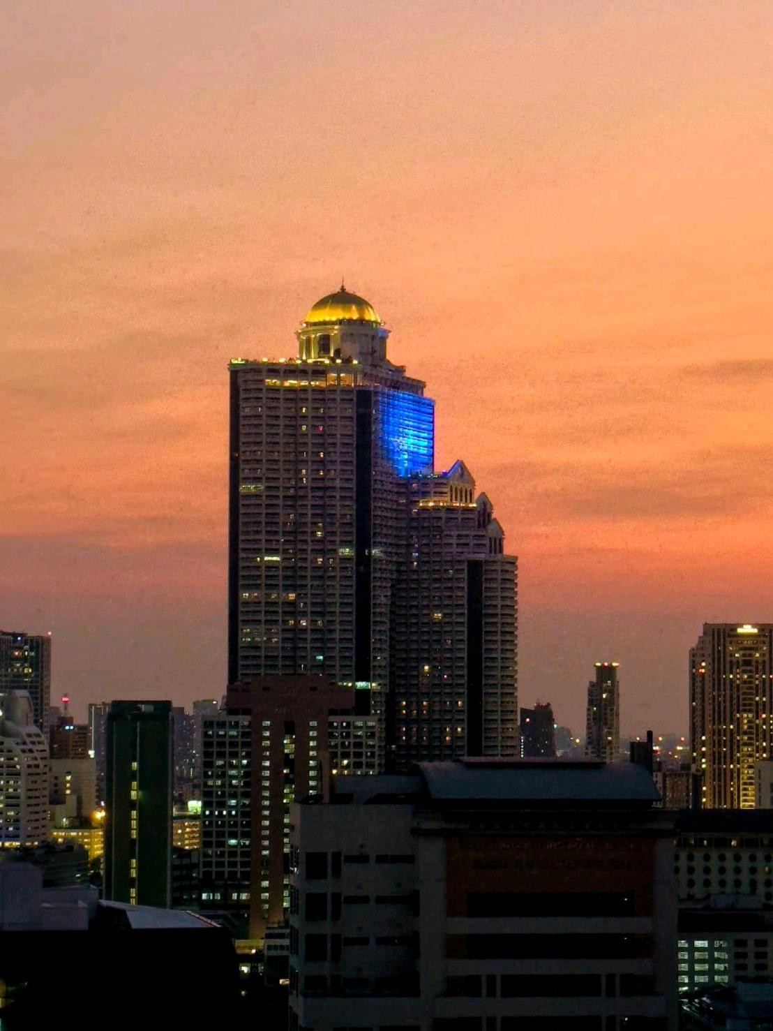 Silom Home in the Skies on top a beautiful skyscraper in the middle of Bangkok with sweeping 180° – รูปที่ 2