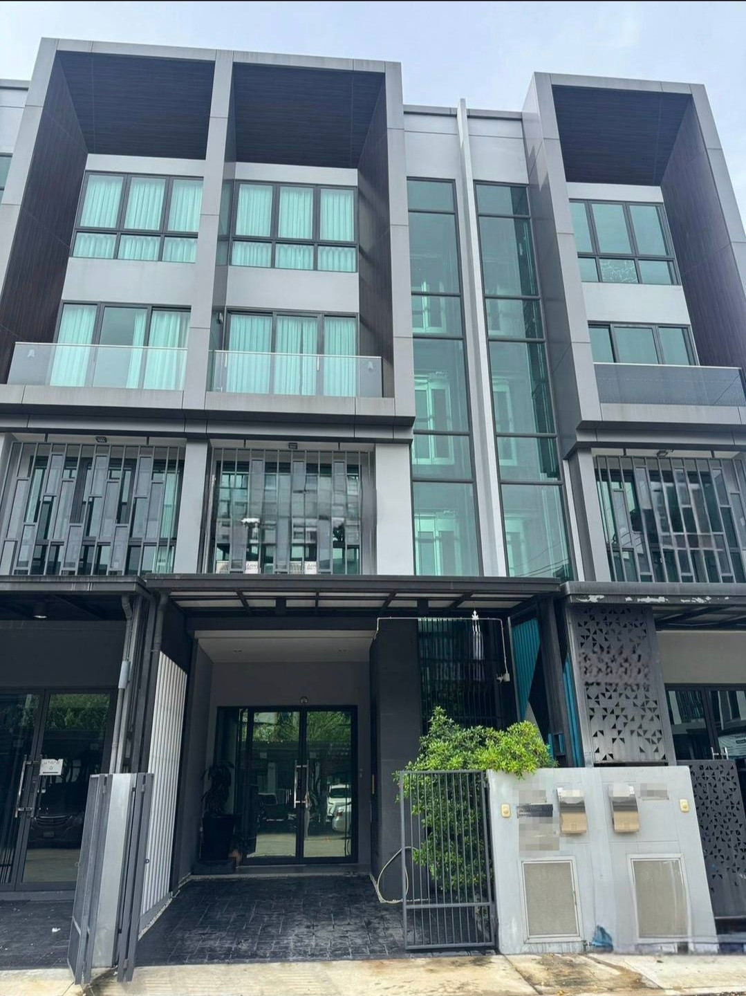 ให้เช่า Home Office ย่าน สรงประภา ดอนเมือง โครงการ JW Urban ใกล้ทางด่วนศรีสมาน ใกล้สนามบินดอนเมือง ใกล้ตลาดโอโซน ให้เช่า Home Office ย่าน สรงประภา ดอนเมือง โครงการ JW Urban ใกล้ทางด่วนศรีสมาน ใกล้สนามบินดอนเมือง ใกล้ตลาดโอโซน