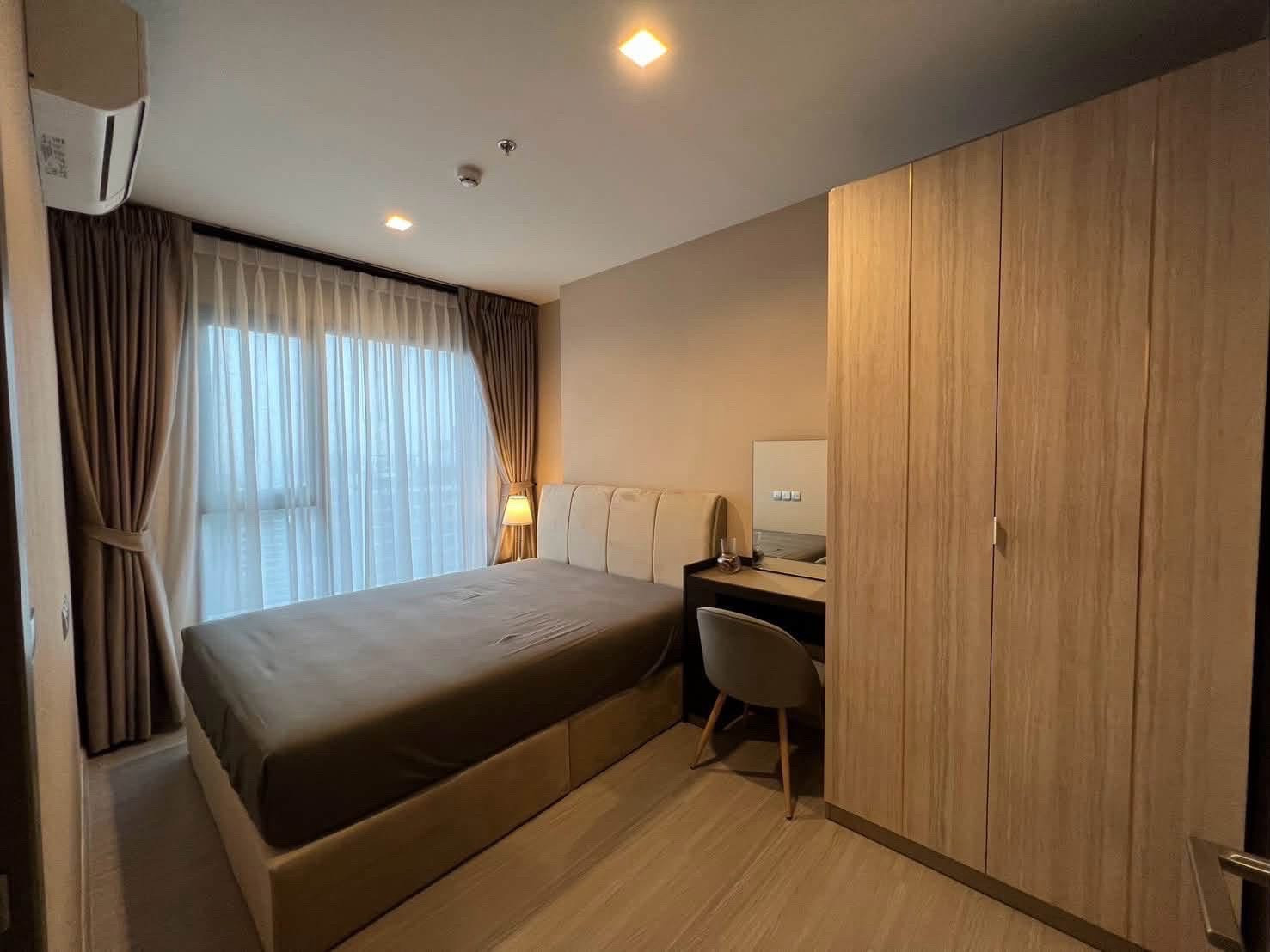 🔥 ให้เช่า Life Asoke Hype | ชั้น 39 วิวโล่งสวย 🌆✨ 💥 1 ห้องนอน | 32.35 ตร.ม. | 25,000 บาท/เดือน!