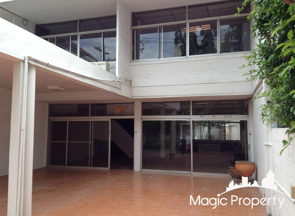 3 Bedroom Townhouse For Sale in Soi Pridi Banomyong 41, Khlong Tan Nuea, Watthana, Bangkok – รูปที่ 4