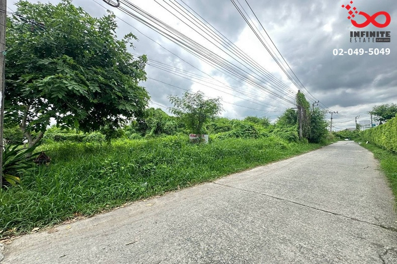 Land for sale, Sukhumvit 77 Srinakarin Soi On Nut 66, corner plot 110 sq m., suitable for building a house. Near the Yellow Line – รูปที่ 2