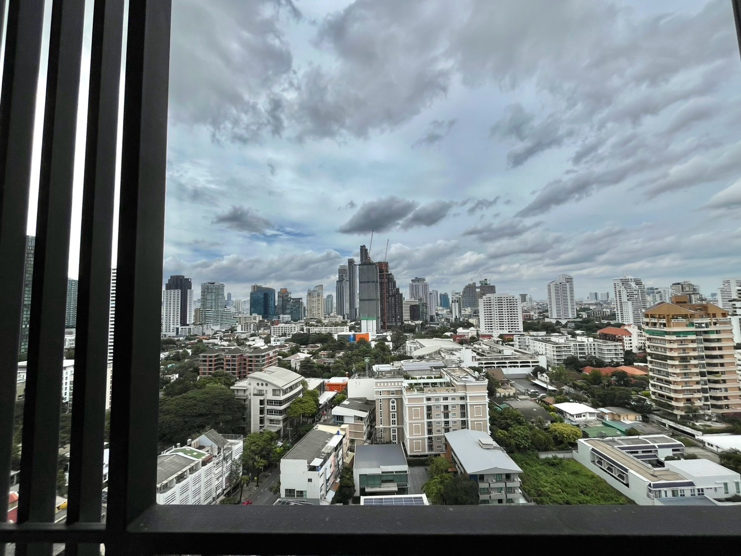 Condo for sale, prime location, good quality room, near BTS Asok station and MRT Sukhmvit Station Condo for sale, prime location, good quality room, near BTS Asok station and MRT Sukhmvit Station