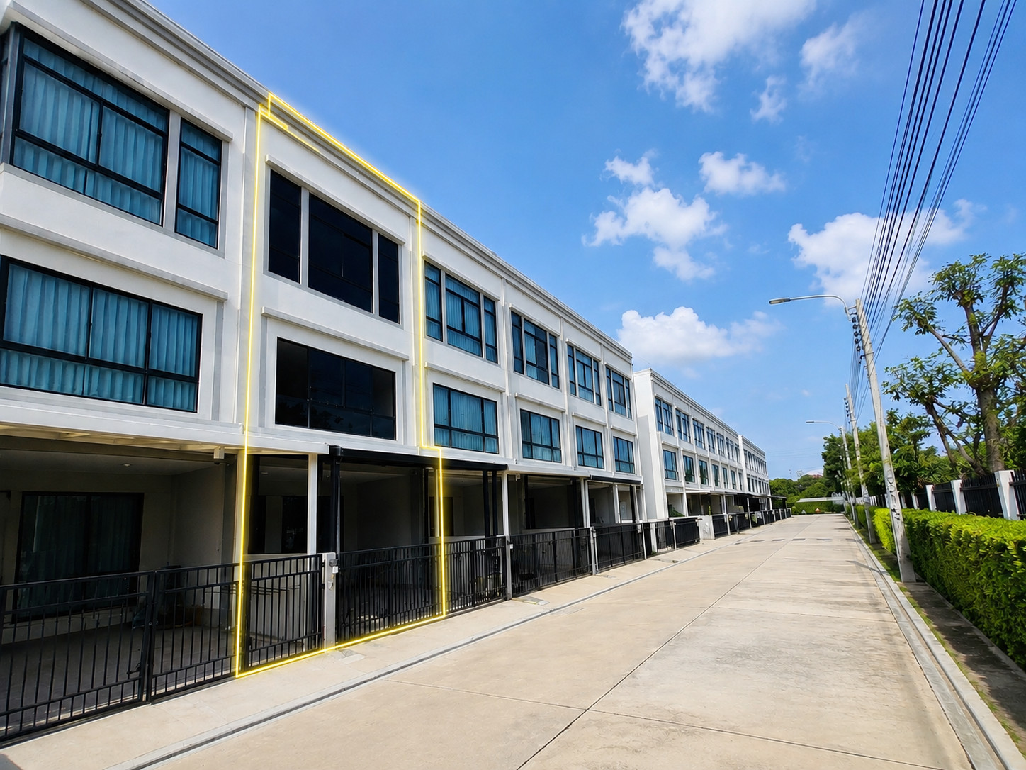  Q Prime Sukhumvit 77 เพียง 5.69 ล้าน | บ้าน 3 ชั้น 3 นอน 4 น้ำ – รูปที่ 2