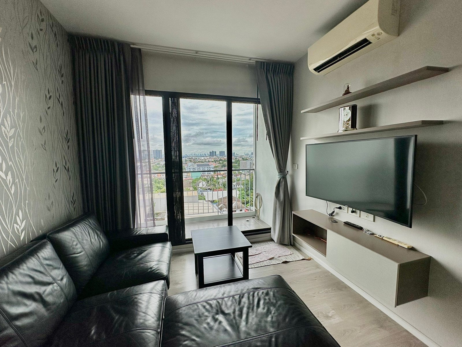 ปล่อยขาย: คอนโด Knightsbridge Sky River Ocean – 2 ห้องนอน 2 ห้องน้ำ, 57.04 ตร.ม. ชั้น 12 ใกล้สถานี BTS ปากน้ำ