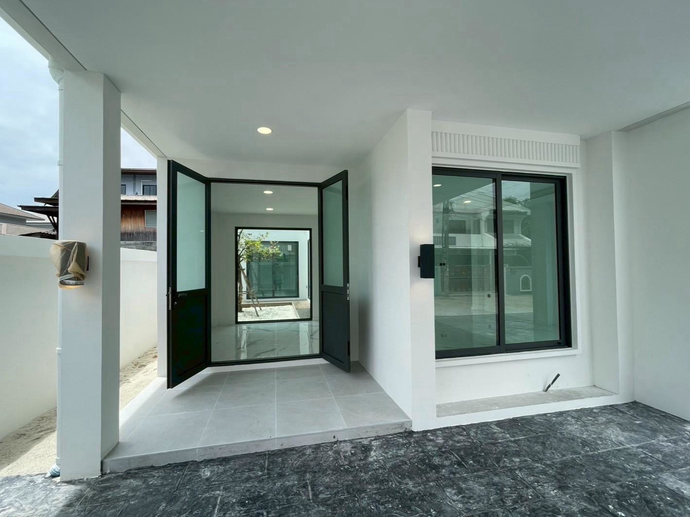 🏡 บ้านเดี่ยวหลังมุม รีโนเวทใหม่ทั้งหลัง | รัชโยธิน – รัชดา 42 เพียง 14.9 ล้าน – รูปที่ 3
