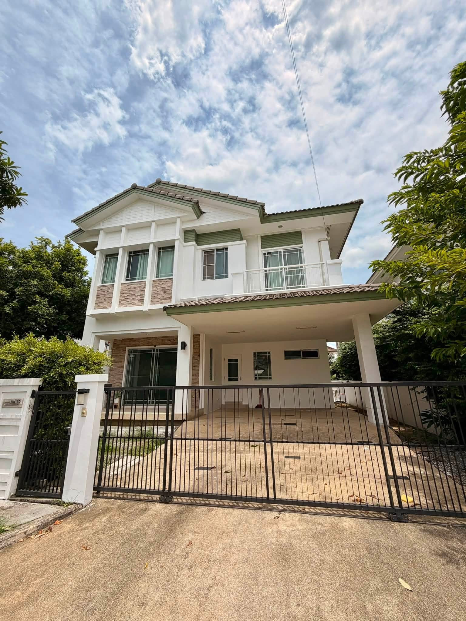 ให้เช่า มันฑนา 2 อ่อนนุช วงแหวน เฟอร์นิครบ พร้อม เข้าอยู่ บ้านสวย ให้เช่า มันฑนา 2 อ่อนนุช วงแหวน เฟอร์นิครบ พร้อม เข้าอยู่ บ้านสวย