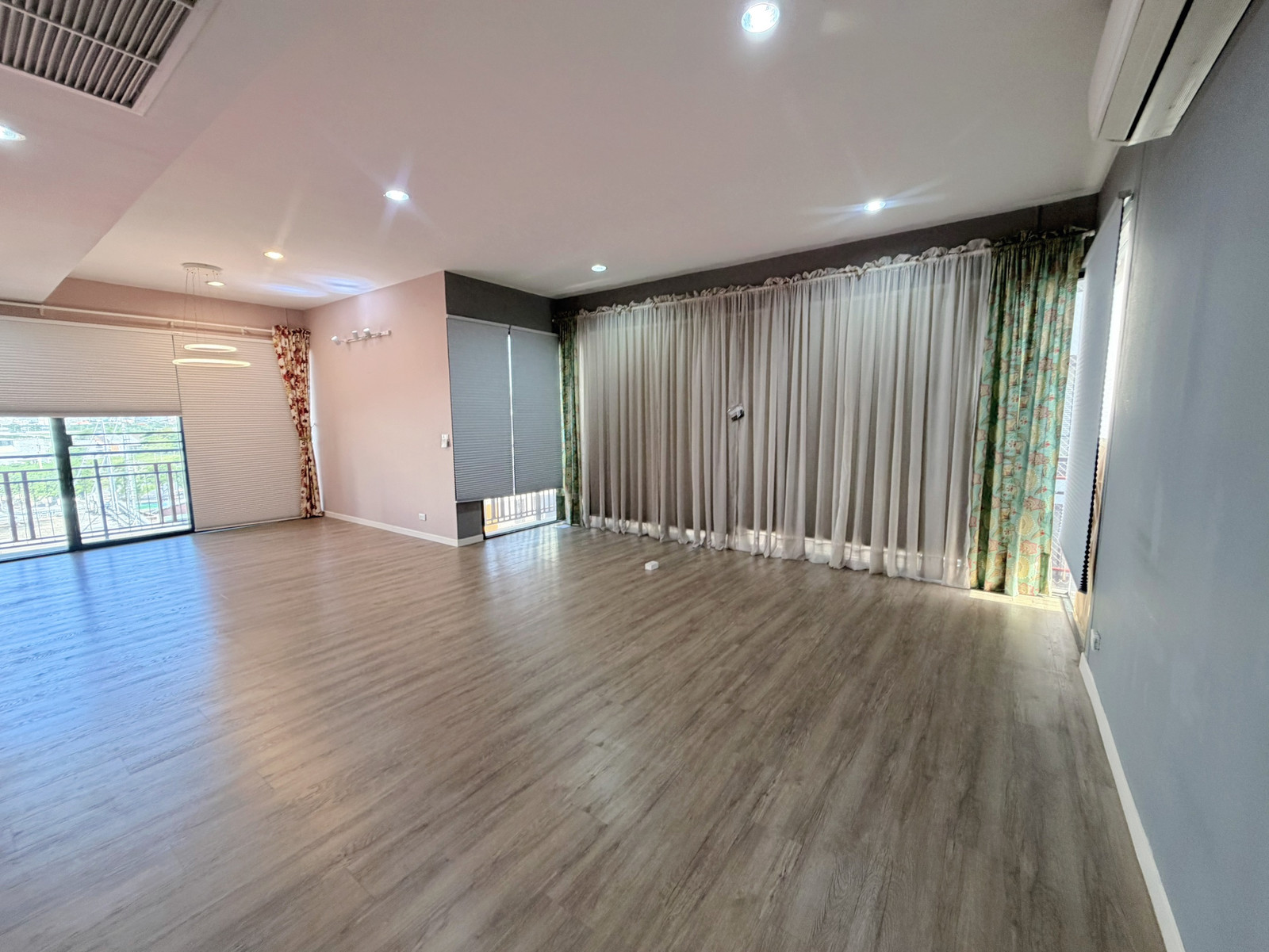 SALE !! Condo Amanta Ratchada, MRT Thailand Cultural Centre, 2 Beds, Tower 2, Floor 7, Area 115 sq.m., Sale 10 MB – รูปที่ 2