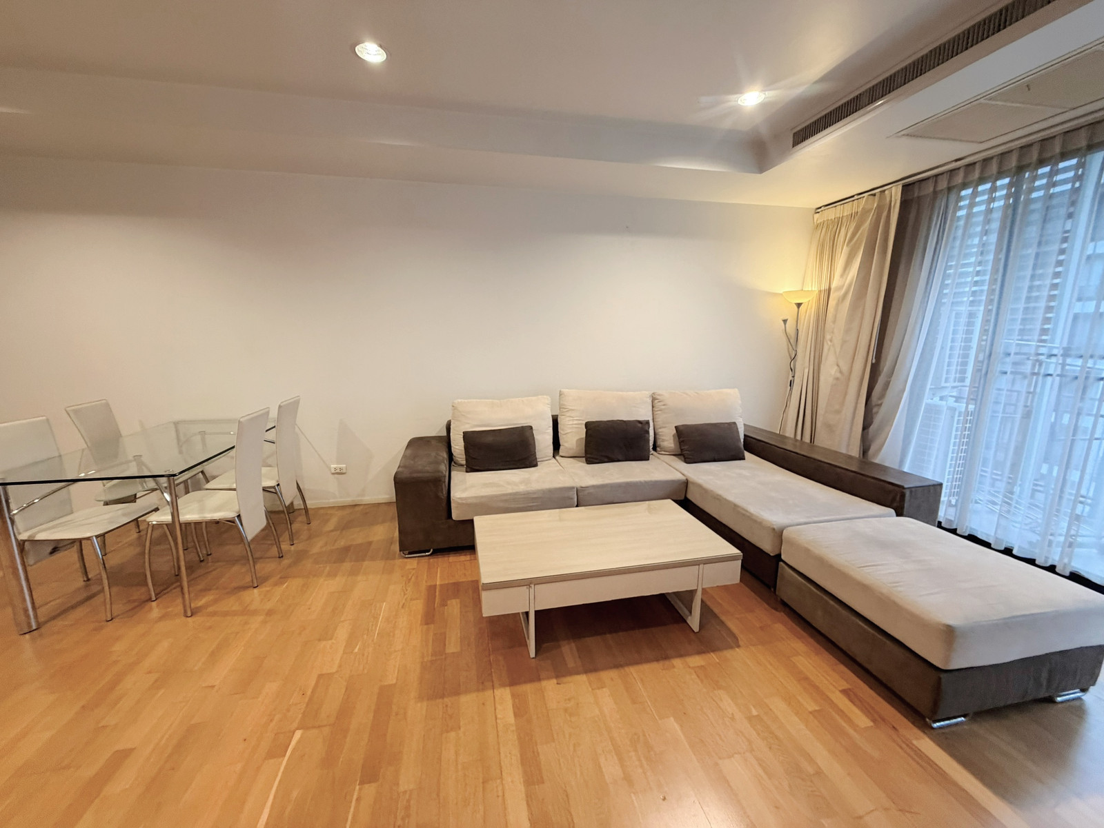 RENT !! Condo Amanta Ratchada, MRT Thailand Cultural Centre, 1 Bed, Tower 1, Fl. 5, Area 85sq.m., Rent 30,000 Baht (Pool view)  – รูปที่ 4