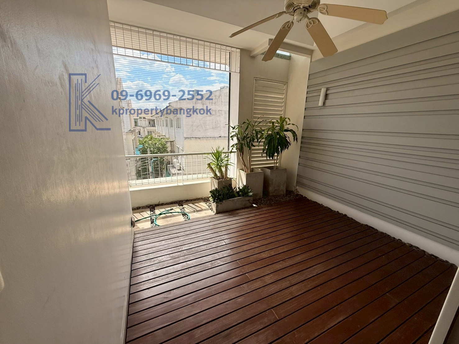 ขาย-ทาวน์โฮม 3 ชั้น 3 ห้องนอน 4 ห้องน้ำ พร้อม EV Charger ใกล้โรงเรียนสตรีวิทยา 2 และเซ็นทรัลอีสต์วิลล์ ติดต่อ 09-6969-2552 – รูปที่ 3