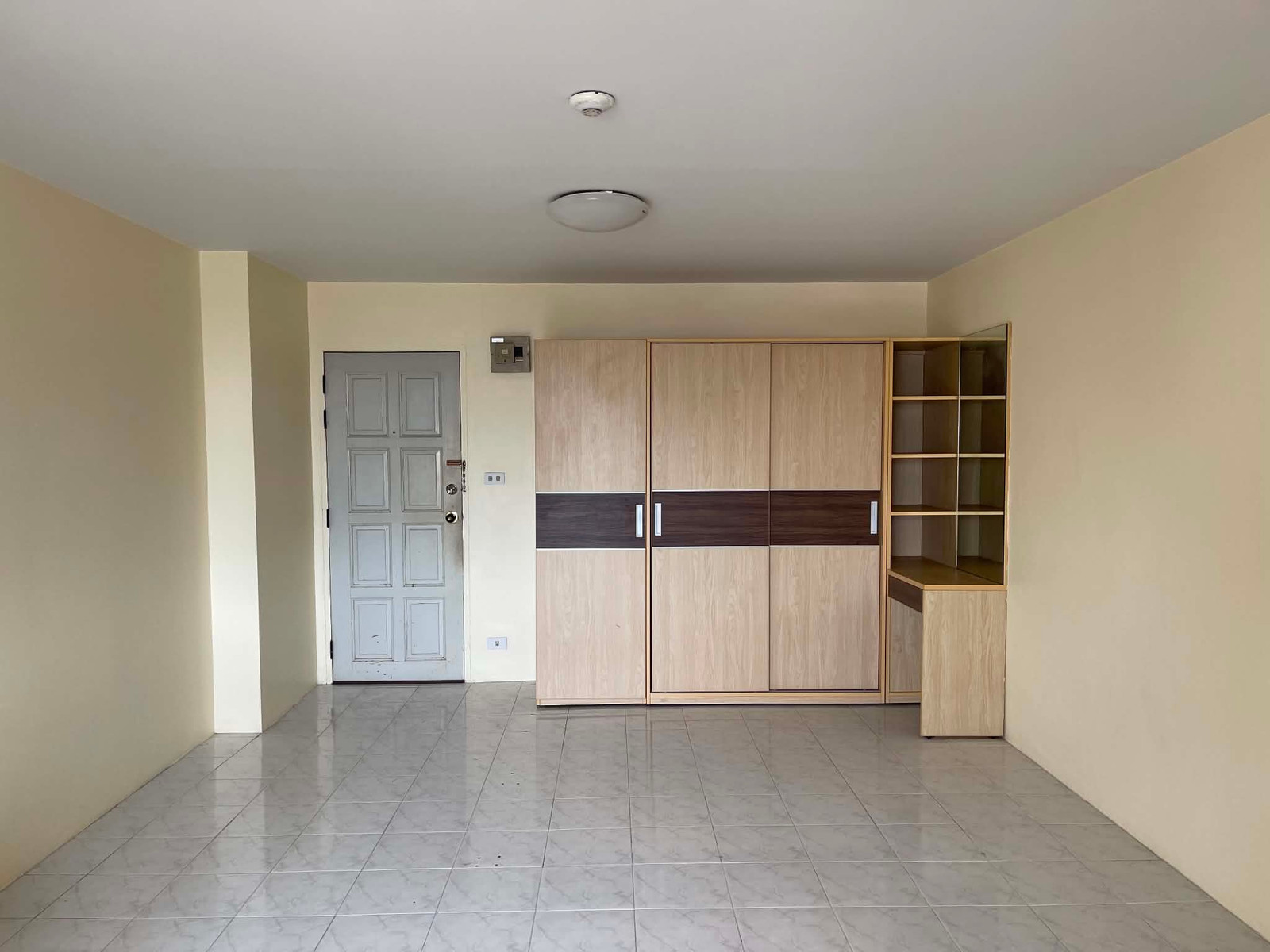 Condo for sale, Royal Tower 3, Samsen Nai, Phaya Thai District, Bangkok, Project: Royal Tower 3 Condo for sale, Royal Tower 3, Samsen Nai, Phaya Thai District, Bangkok, Project: Royal Tower 3