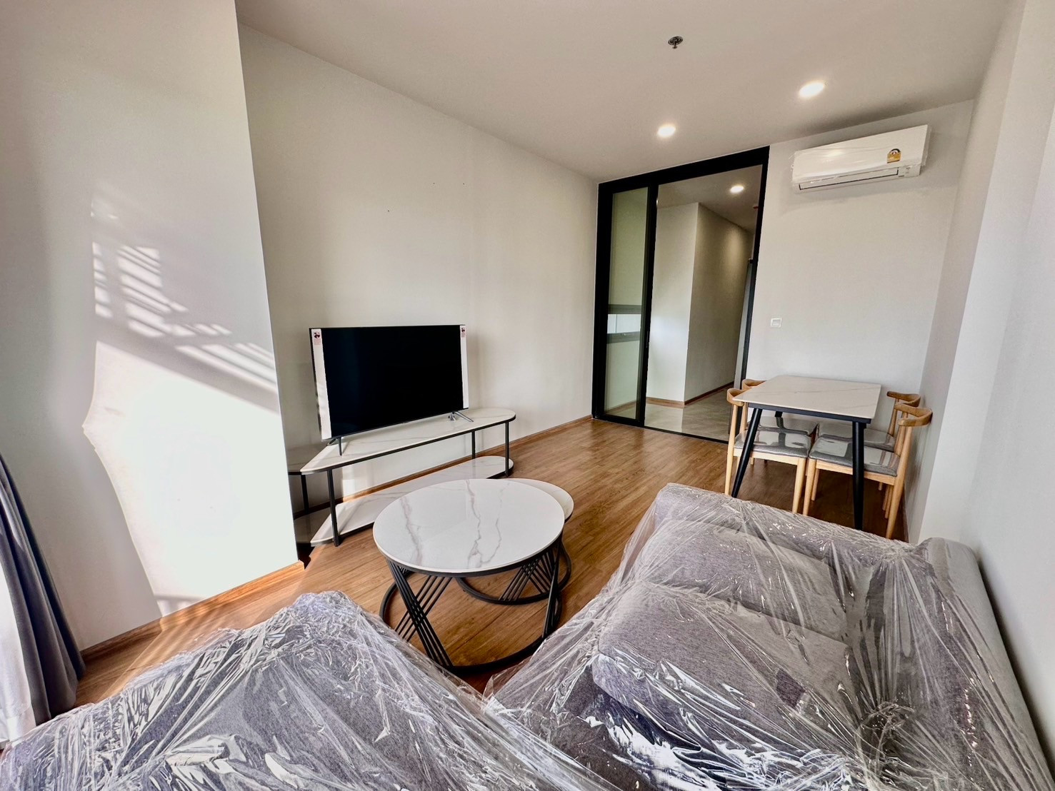 CLOUD Thonglor–Phetchaburi คอนโดใหม่ 2 ห้องนอน เพียง 5 ล้านบาท ฟรีค่าใช้จ่ายวันโอน !!! CLOUD Thonglor–Phetchaburi คอนโดใหม่ 2 ห้องนอน เพียง 5 ล้านบาท ฟรีค่าใช้จ่ายวันโอน !!!
