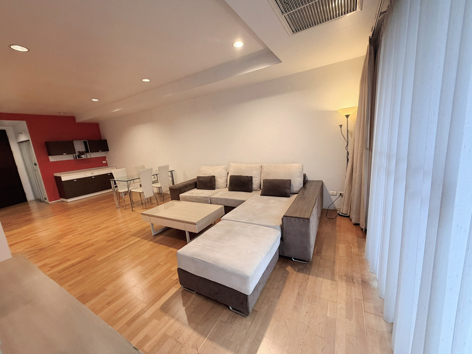 RENT !! Condo Amanta Ratchada, MRT Thailand Cultural Centre, 1 Bed, Tower 1, Fl. 5, Area 85sq.m., Rent 30,000 Baht (Pool view)  – รูปที่ 2