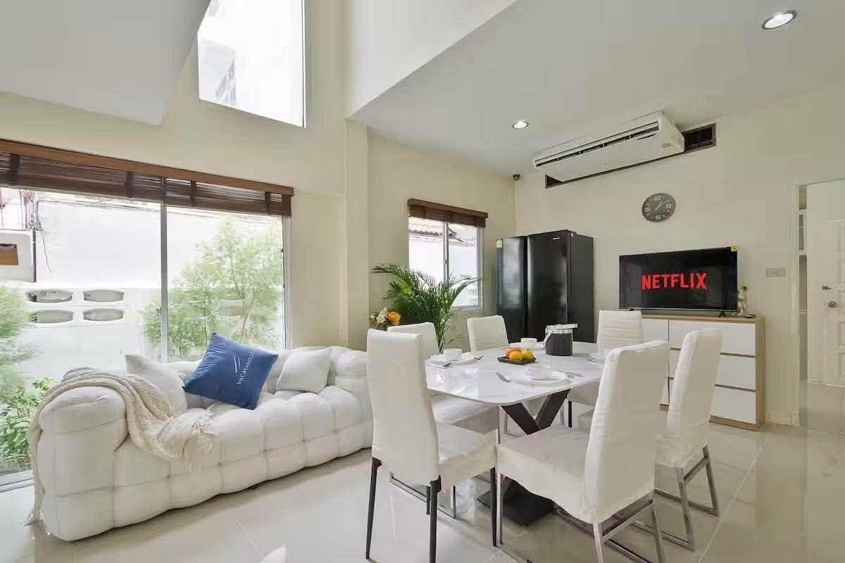 🏡✨ Single house for rent, Sukhumvit 31 | Phrom Phong | Luxury house in the heart of Sukhumvit. 🏡✨ Single house for rent, Sukhumvit 31 | Phrom Phong | Luxury house in the heart of Sukhumvit.