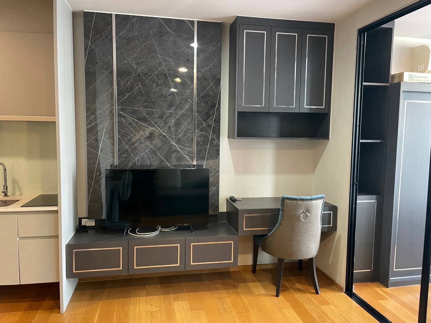 For rent Noble Revo Silom ☎️0912322009 For rent Noble Revo Silom ☎️0912322009
