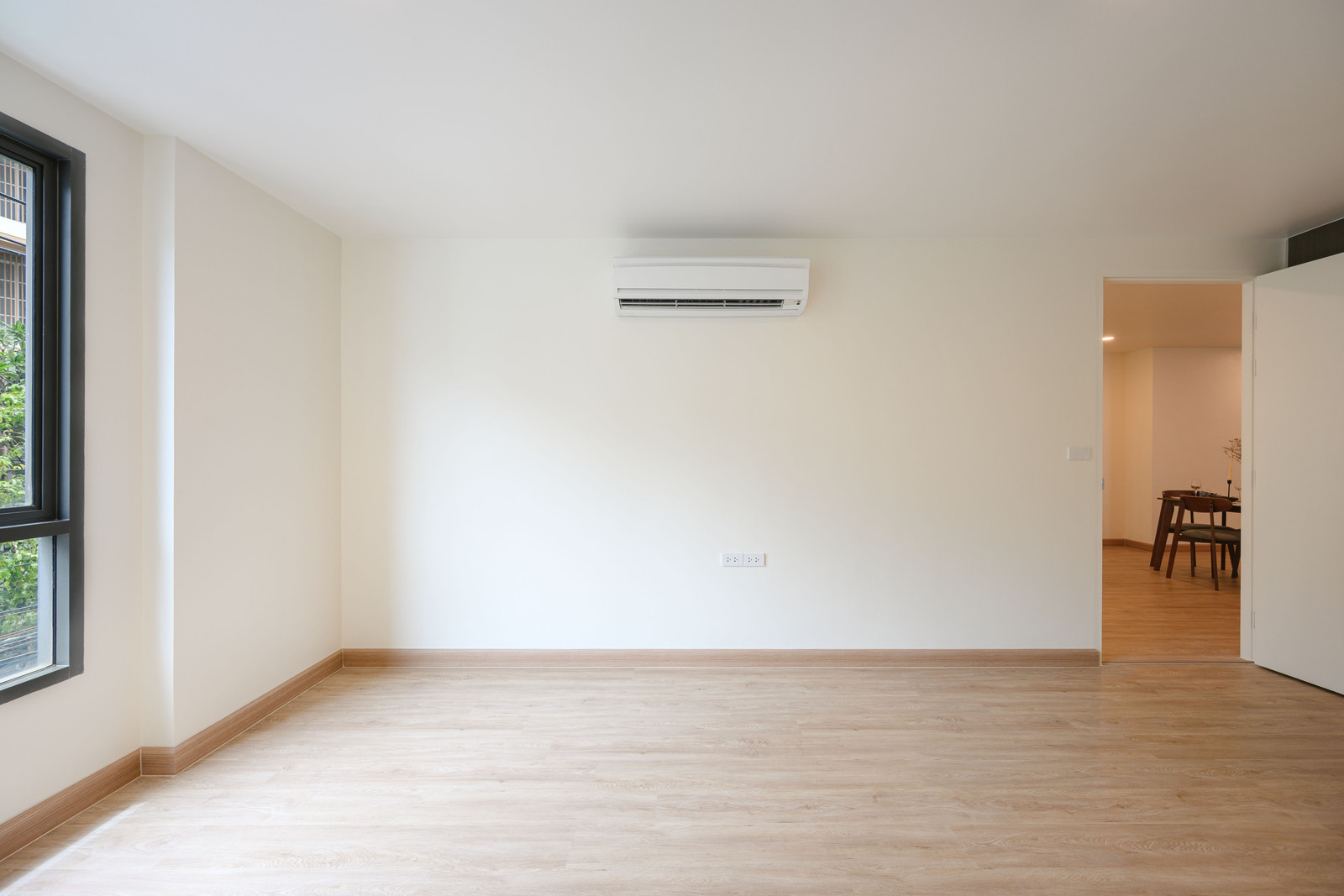  : ถ้า 1 ห้องนอนเล็กเกินไป ลองขยับมาใช้ชีวิตใน 121 ตร.ม. ทำเลอโศก  – รูปที่ 2