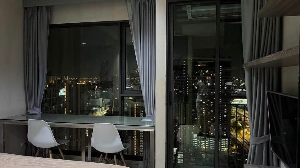 For Rent 🔥 Rhythm Asoke Condo, great location near MRT Rama 9 - MRT Phetchaburi - Airport Link. Fully furnished and ready to move in. – รูปที่ 4