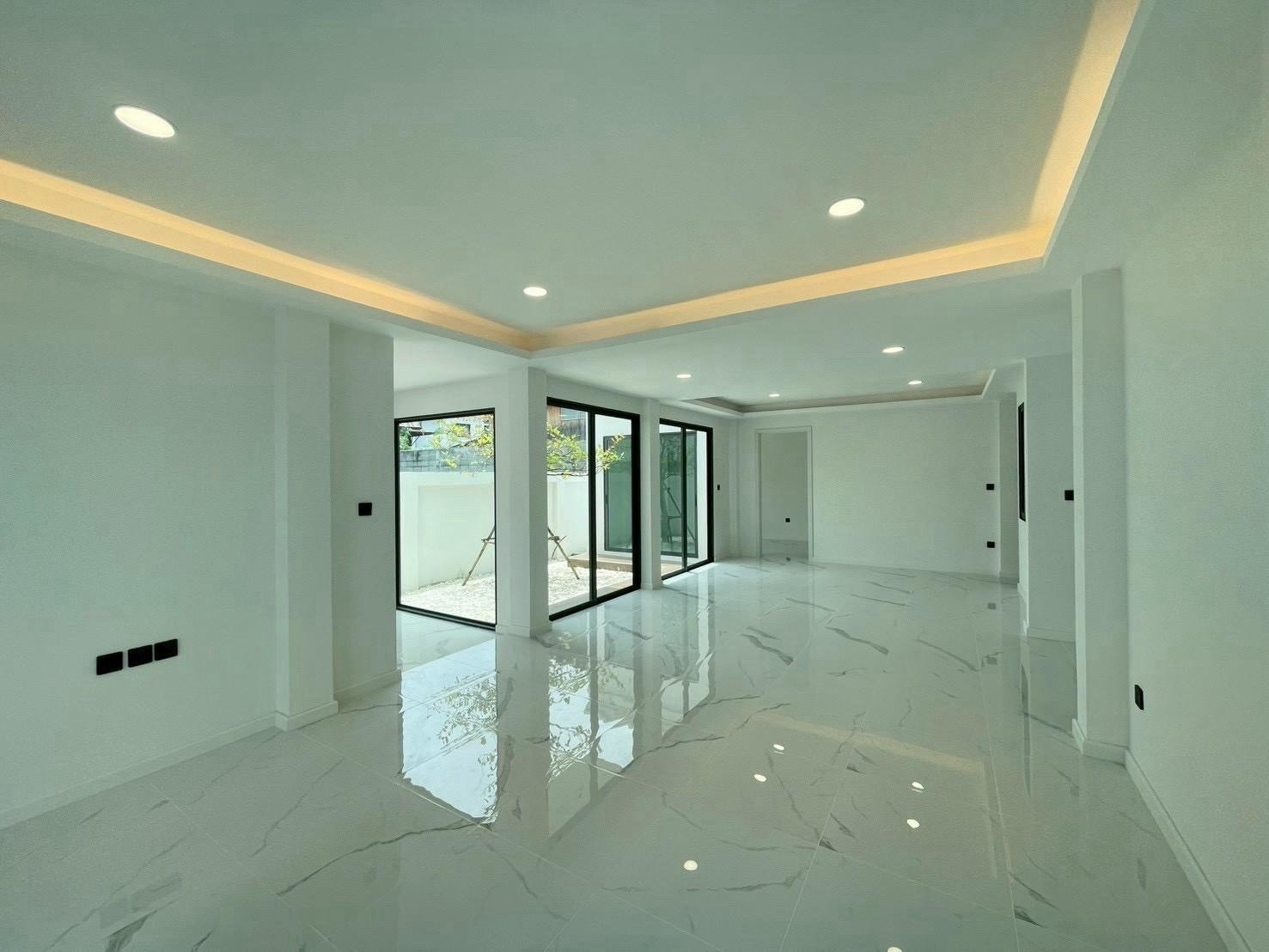 🏡 บ้านเดี่ยวหลังมุม รีโนเวทใหม่ทั้งหลัง | รัชโยธิน – รัชดา 42 เพียง 14.9 ล้าน – รูปที่ 4