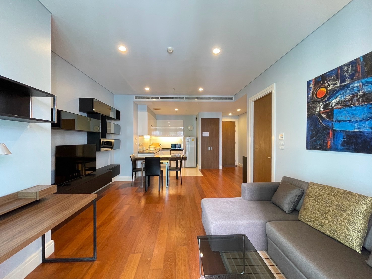 🏙️ ให้เช่า Bright Sukhumvit 24 | ไบร์ท สุขุมวิท 24 ใกล้ BTS พร้อมพงษ์ | FOR RENT Bright Sukhumvit 24 | Near BTS Phrom Phong  ✨ ห้องใหญ่ 67 ตร.ม. 1 ห้องนอน ชั้น 16 เฟอร์นิเจอร์ครบ ทำเลใจกลางสุขุมวิท 24 – รูปที่ 3