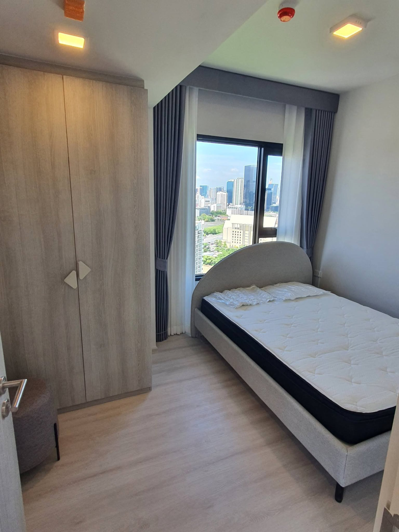 🔥🔥Code 30662🔥🔥 Condo for rent: COBE Ratchada - Rama 9 🌐LINE ID : @fastforrentcondo 🔥🔥Code 30662🔥🔥 Condo for rent: COBE Ratchada - Rama 9 🌐LINE ID : @fastforrentcondo