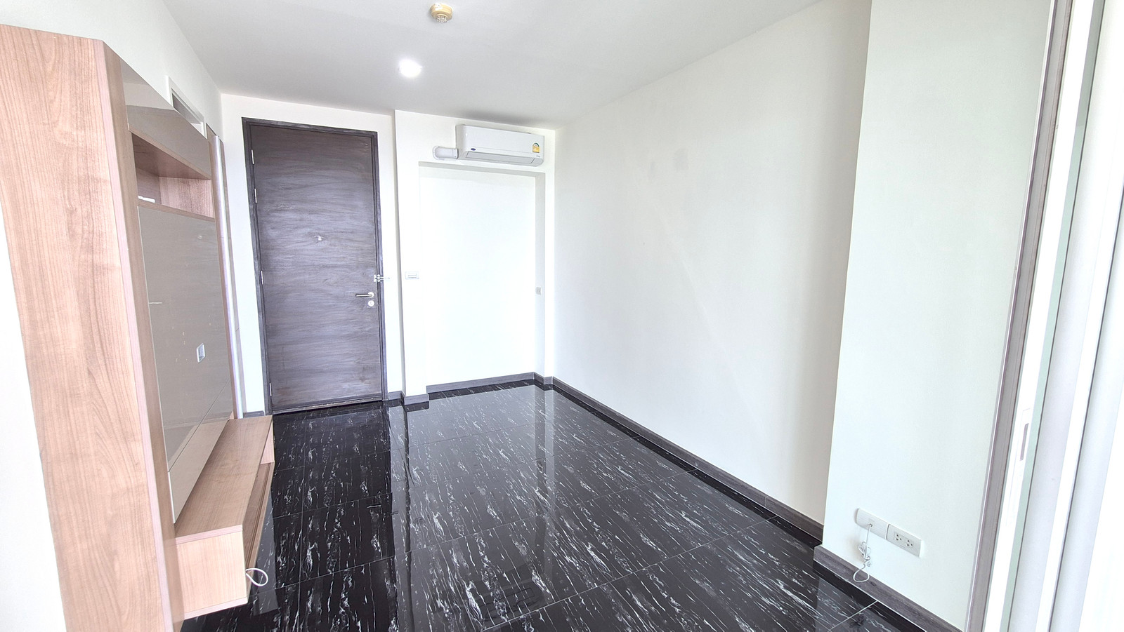 Spacious 1 Bedroom For Sale Rhythm Sukhumvit 50 | BTS Onnut | Add Line: @agentkarn – รูปที่ 4