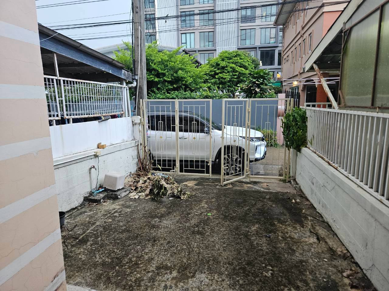 House for sale, 2-story townhouse, near BTS Punnawithi Udomsuk, Soi Punnawithi 37. – รูปที่ 2