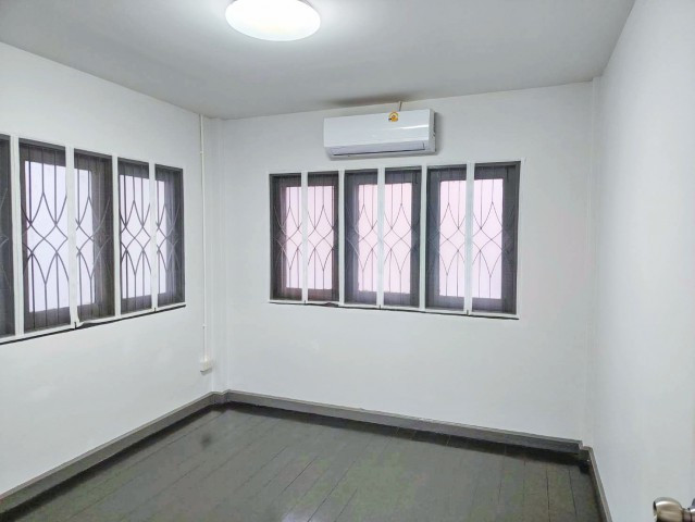 ตลาดเช้ารวมโชค 400 ม. 80ตร.ว. 263ตร.ม.เครื่องใช้ไฟฟ้าใหม่ 4แอร์ ลาดพร้าว โชคชัย4 สตรีวิทยา2 2 น้ำ – รูปที่ 4