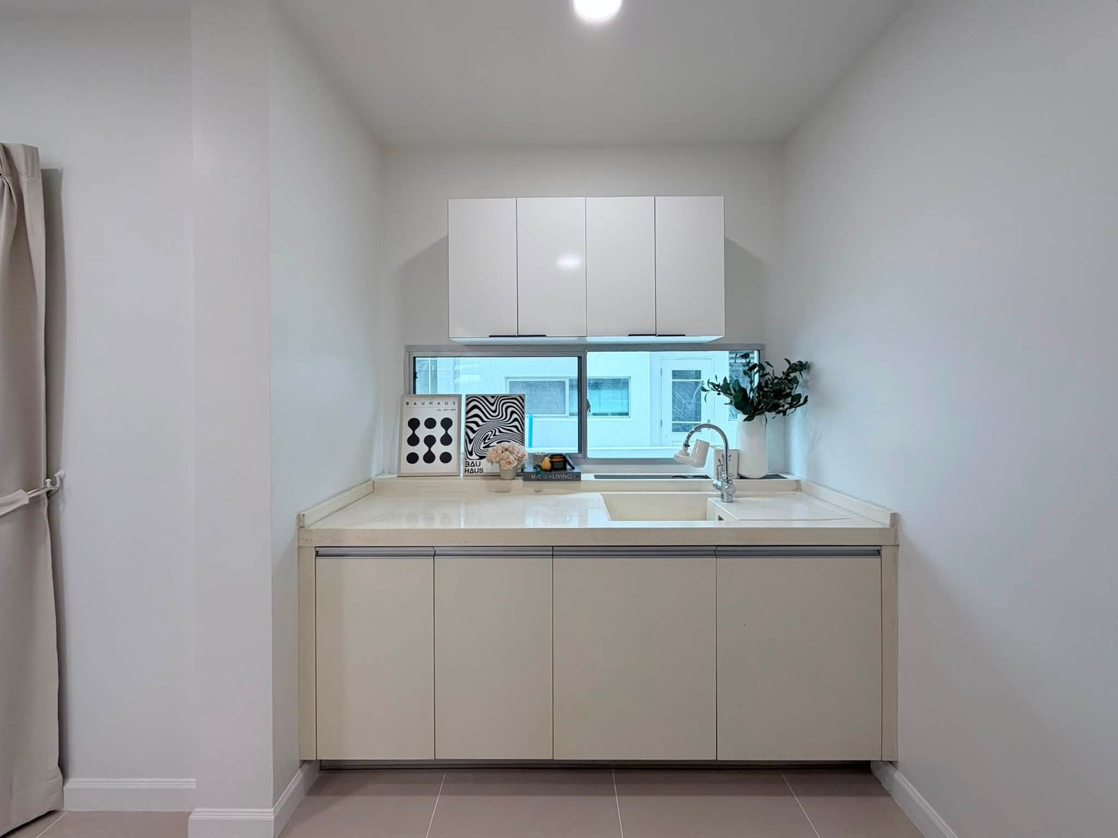 P0907/[FOR RENT] Mantana 2 Onnut-Wongwaen | Luxury 2-Story Single House | 214.5 sq.m. | 4BR 3BA | Thai & Western Kitchen | Only 7 Mins to Mega Bangna – รูปที่ 3